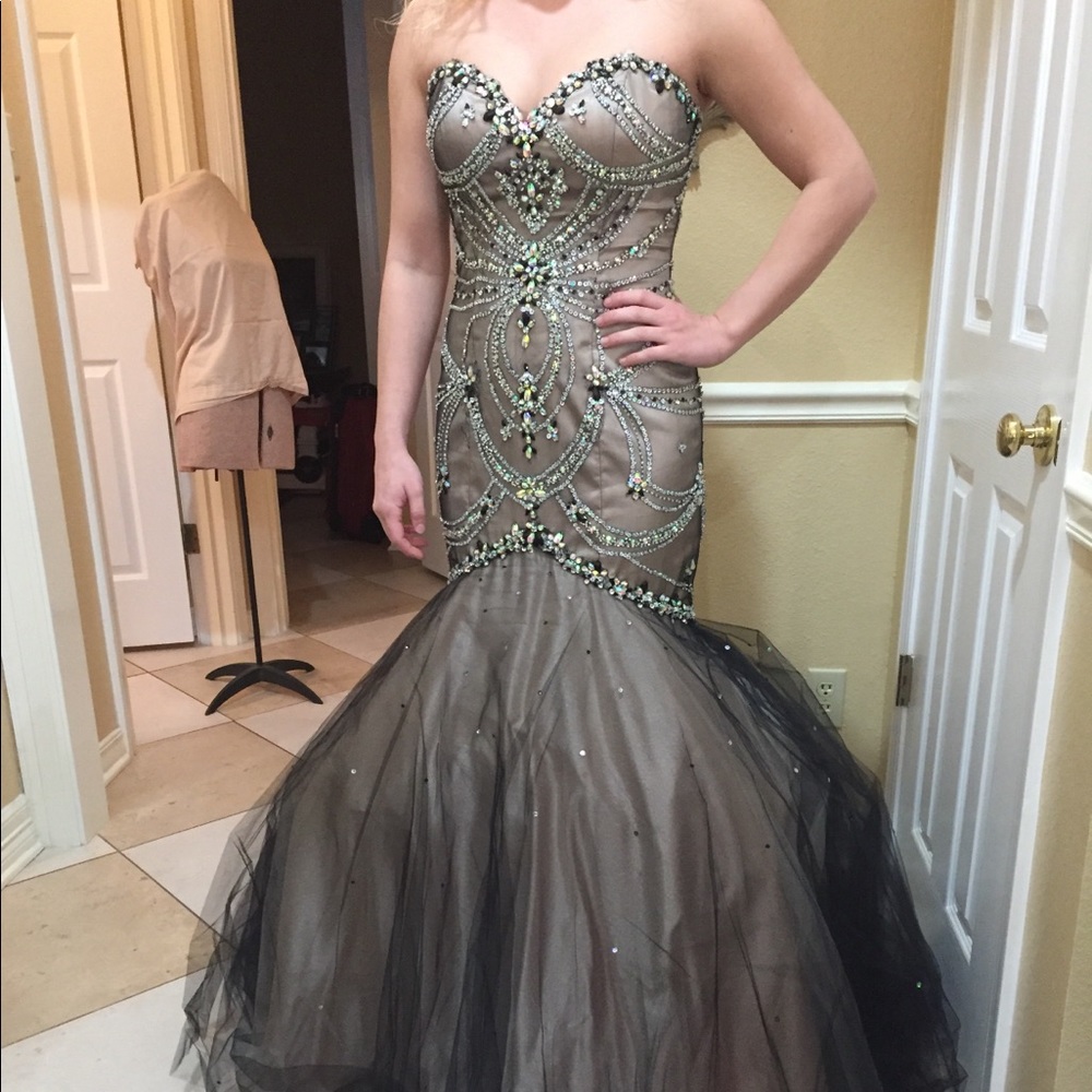 Formal/Prom/Pageant Gown